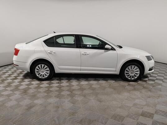Skoda Octavia, 2020&nbsp;г., 122&nbsp;103&nbsp;км