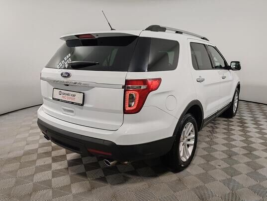 Ford Explorer, 2013&nbsp;г., 233&nbsp;702&nbsp;км