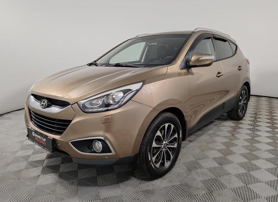 Hyundai ix35, I Рестайлинг 2.0 AT (150 л.с.)