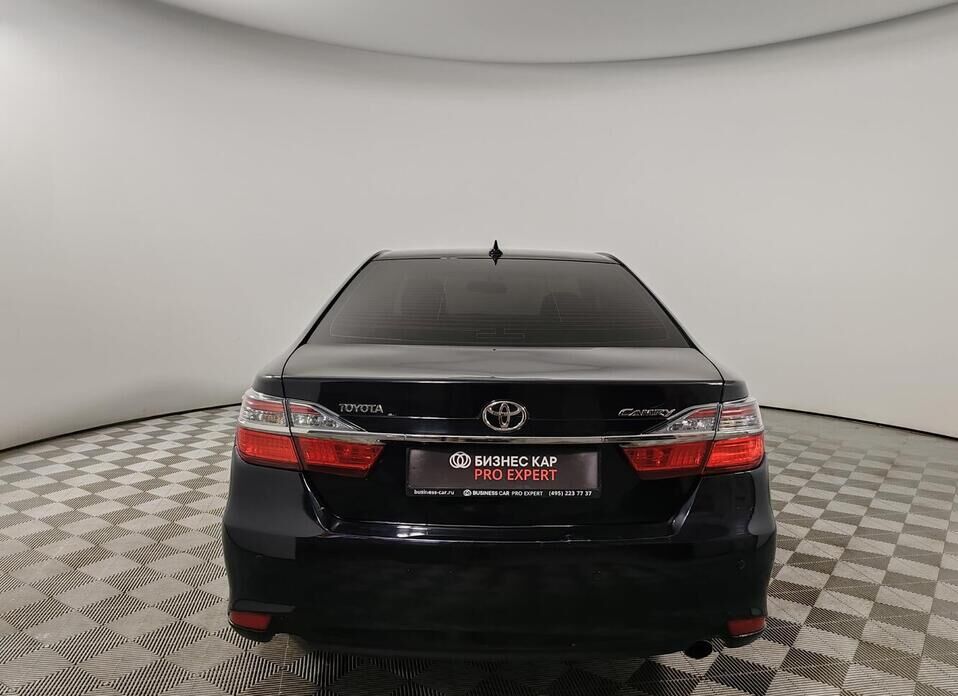 Toyota Camry, VII (XV50) Рестайлинг 2.5 AT (181 л.с.)