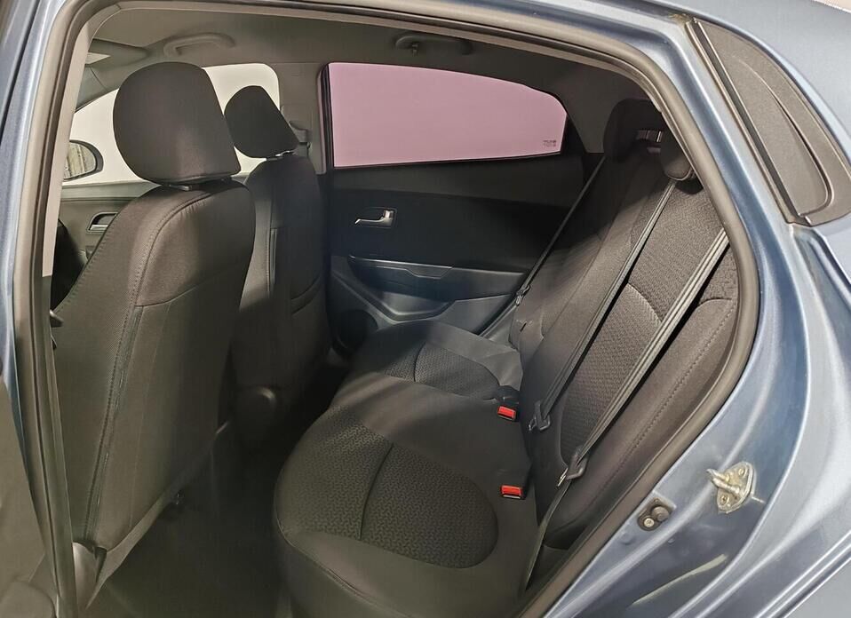 Kia Rio, III 5-speed 1.6 MT (123 л.с.)