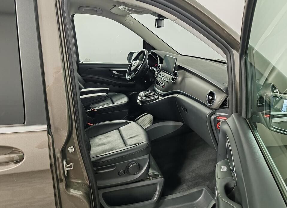 Mercedes-Benz V-Класс 250 d компактный 2.1d AT (190 л.с.) 4WD