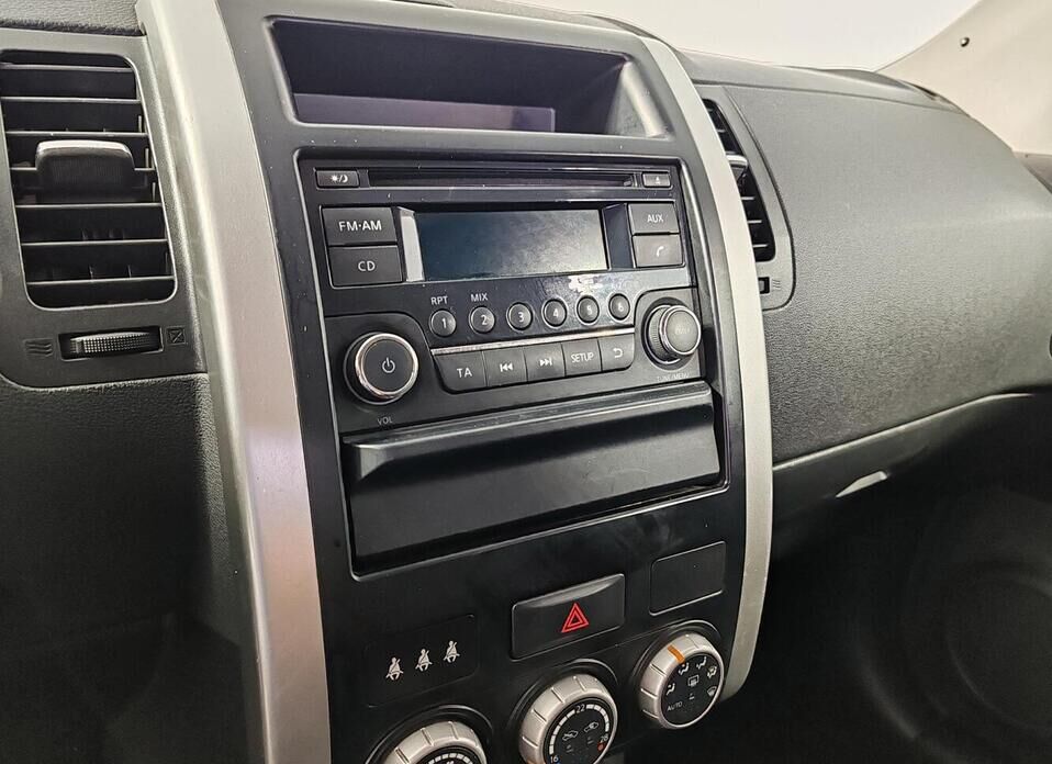 Nissan X-Trail, II Рестайлинг 2.0 CVT (141 л.с.) 4WD