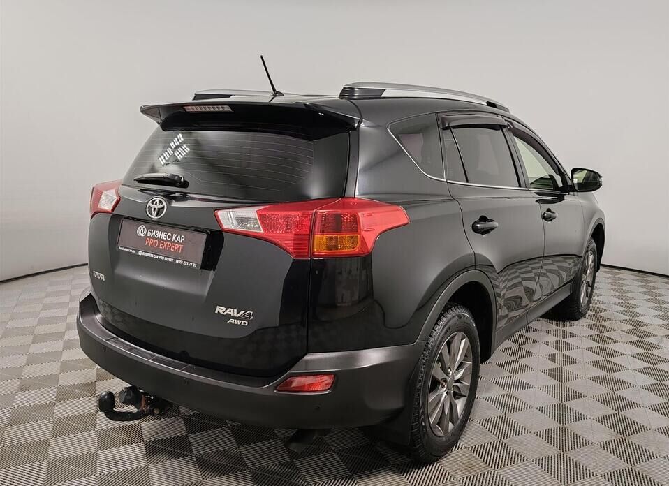 Toyota RAV4 2.2d AT (149 л.с.) 4WD