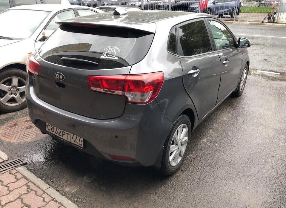 Kia Rio 1.6 AT (123 л.с.)