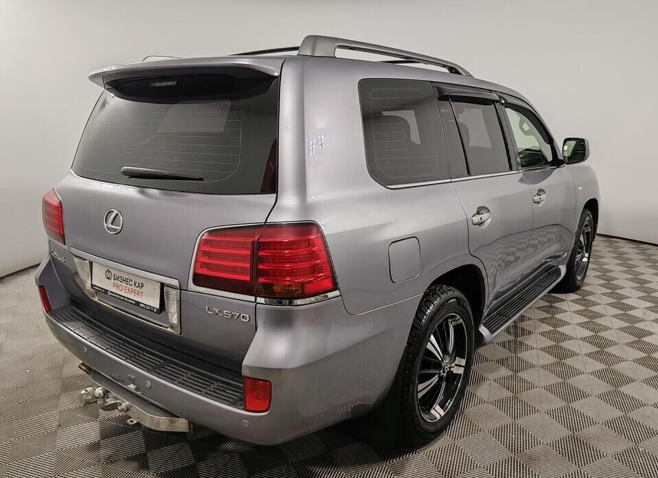 Lexus LX, III 570 5.7 AT (367 л.с.) 4WD