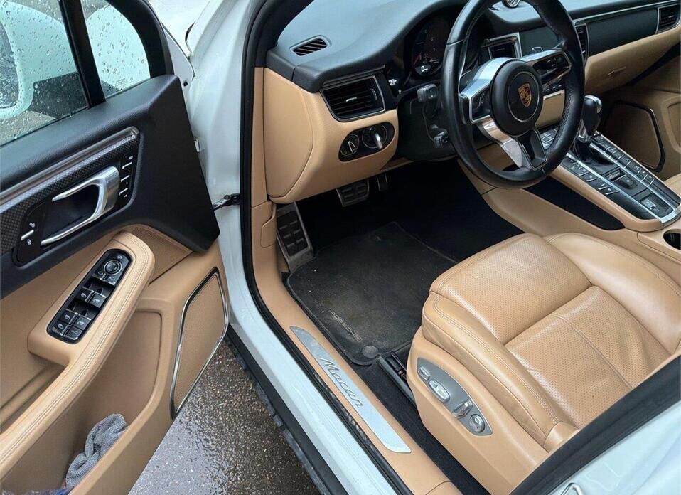 Porsche Macan, I 2.0 AMT (252 л.с.) 4WD