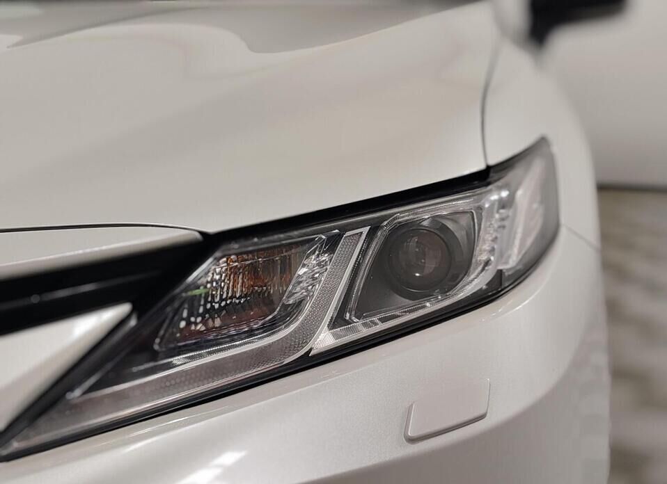 Toyota Camry, VIII (XV70) Рестайлинг 2.5 AT (200 л.с.)