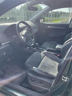Skoda Karoq, 2021&nbsp;г., 43&nbsp;988&nbsp;км