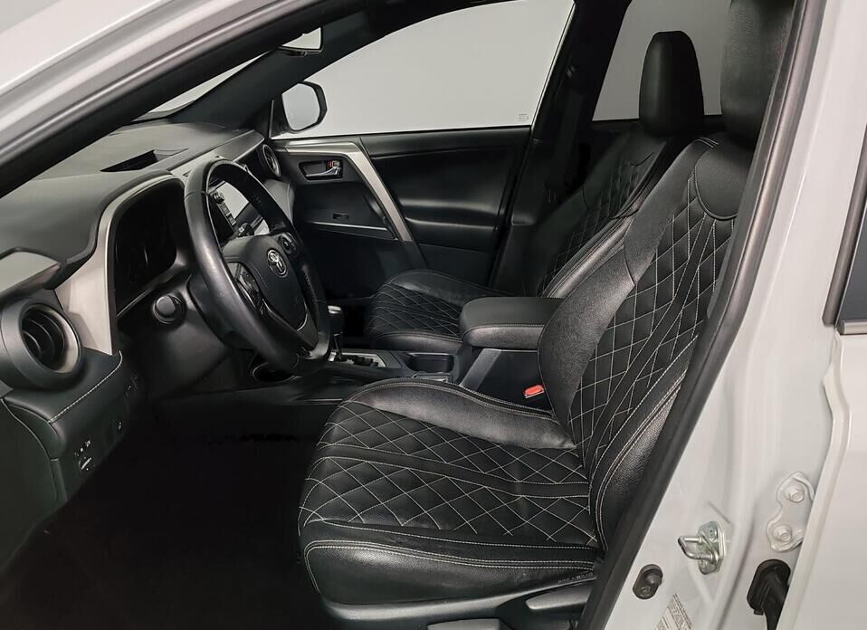 Toyota RAV4, IV (XA40) Рестайлинг 2.0 CVT (146 л.с.) 4WD