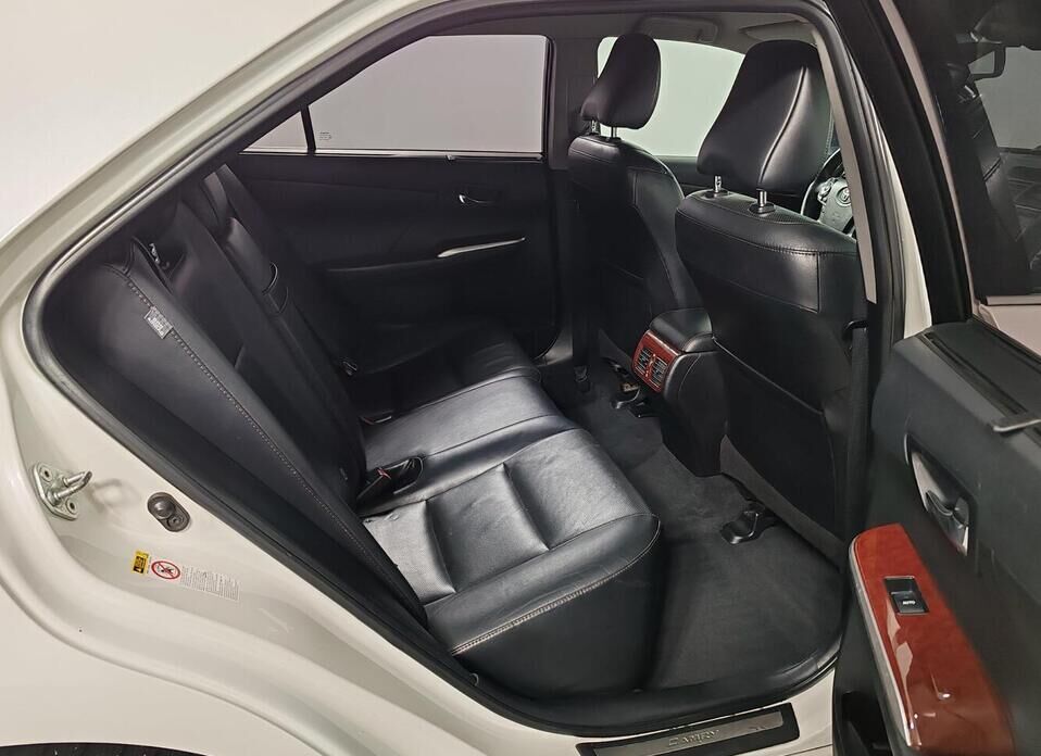 Toyota Camry, VII (XV50) 3.5 AT (249 л.с.)