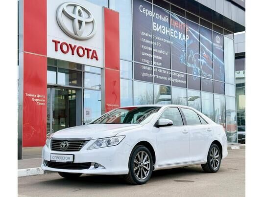 Toyota Camry, 2014&nbsp;г., 178&nbsp;800&nbsp;км