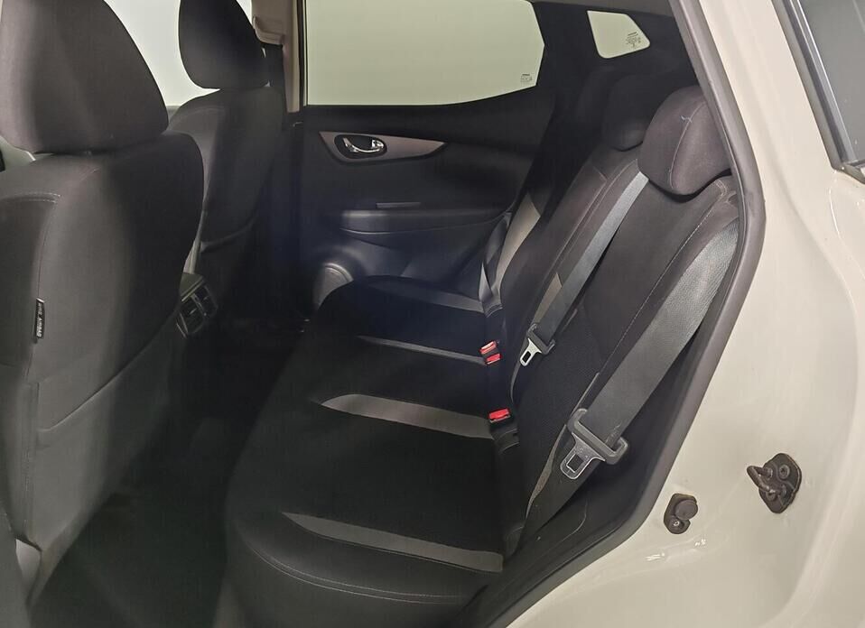 Nissan Qashqai, II Рестайлинг 1.2 MT (115 л.с.)