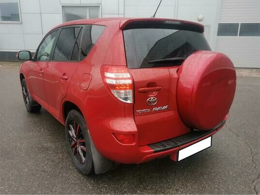 Toyota RAV4, 2011 г., 203 988 км