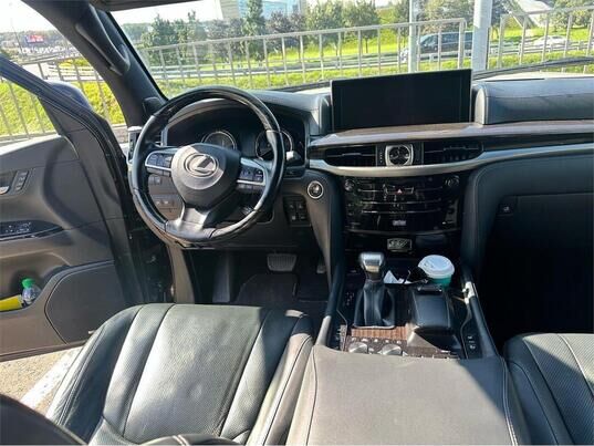 Lexus LX, 2020 г., 136 743 км