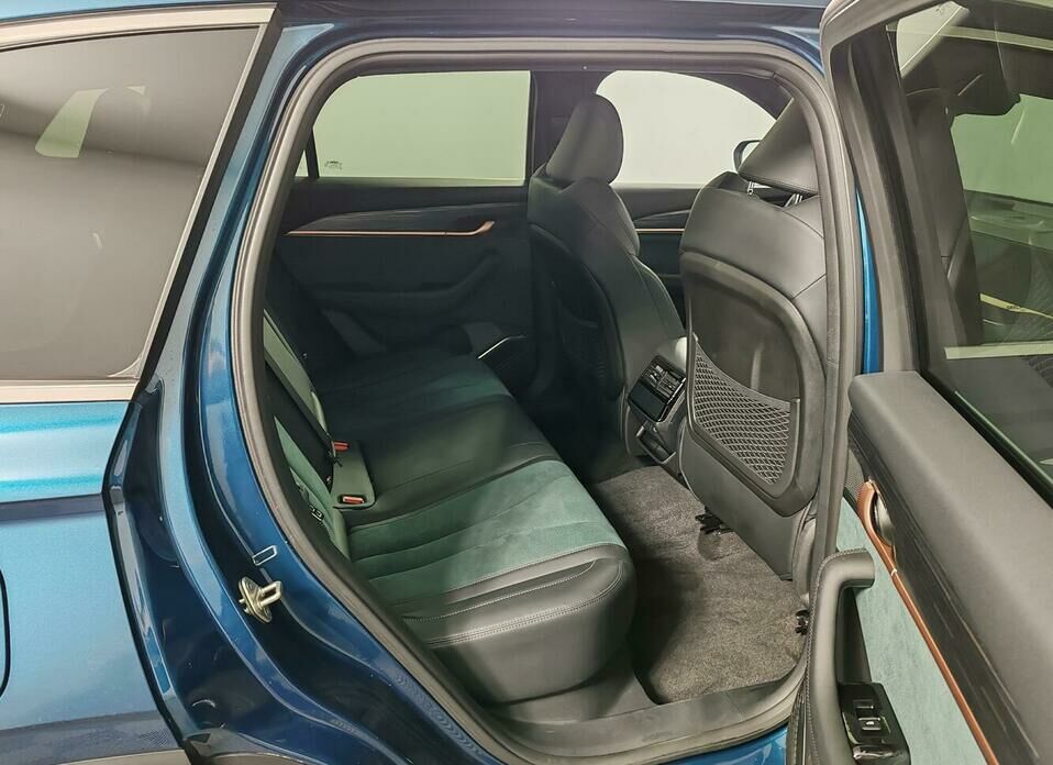 Geely Monjaro 2.0 AT (238 л.с.) 4WD