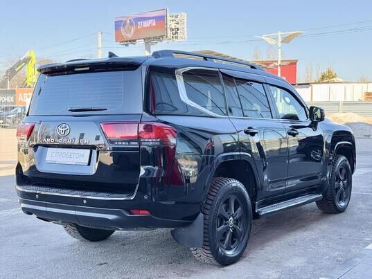 Toyota Land Cruiser, 2022&nbsp;г., 21&nbsp;228&nbsp;км
