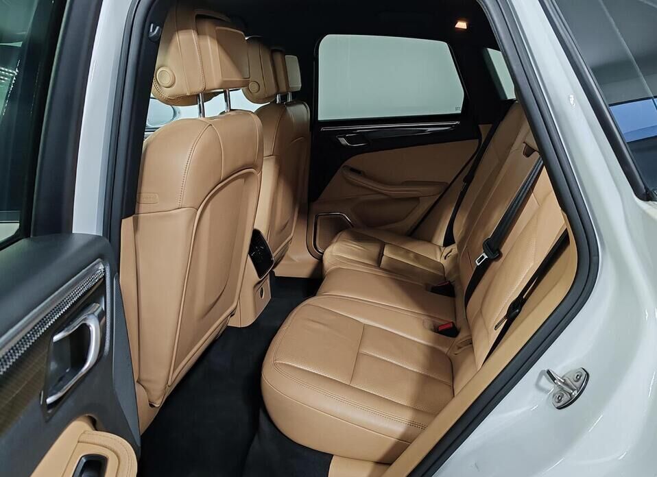 Porsche Macan, I 2.0 AMT (252 л.с.) 4WD