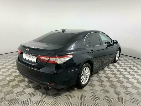 Toyota Camry, 2019 г., 175 327 км