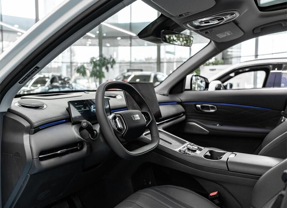 Geely EX5 EM-i 1.5hyb AT (167 л.с.)