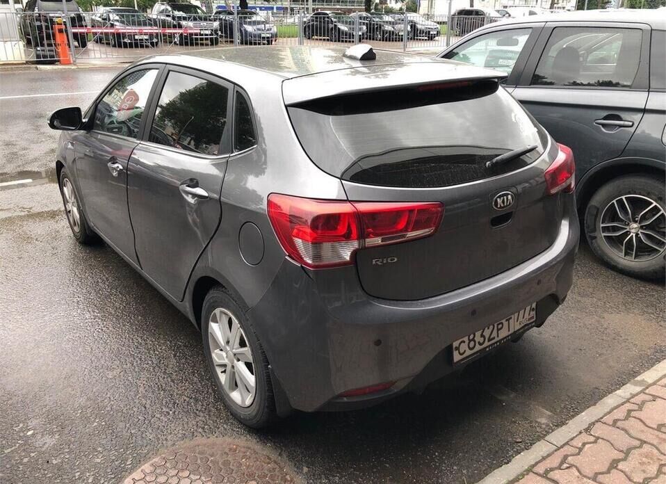 Kia Rio 1.6 AT (123 л.с.)