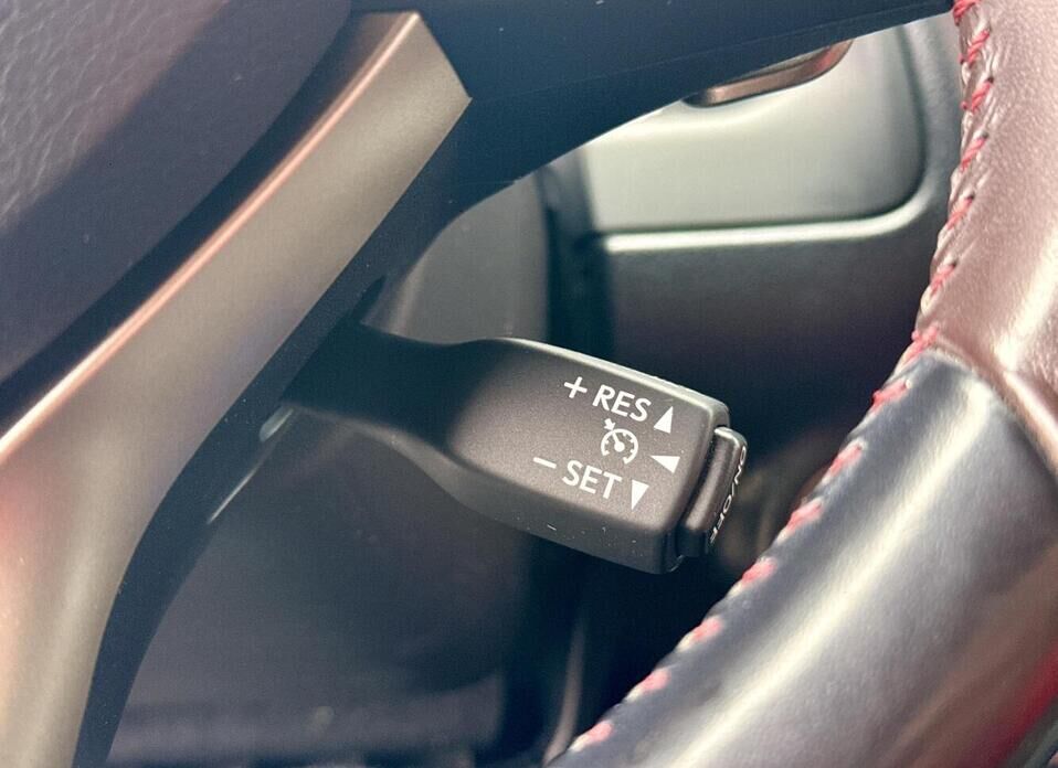 Lexus RX, IV Рестайлинг 300 2.0 AT (238 л.с.) 4WD