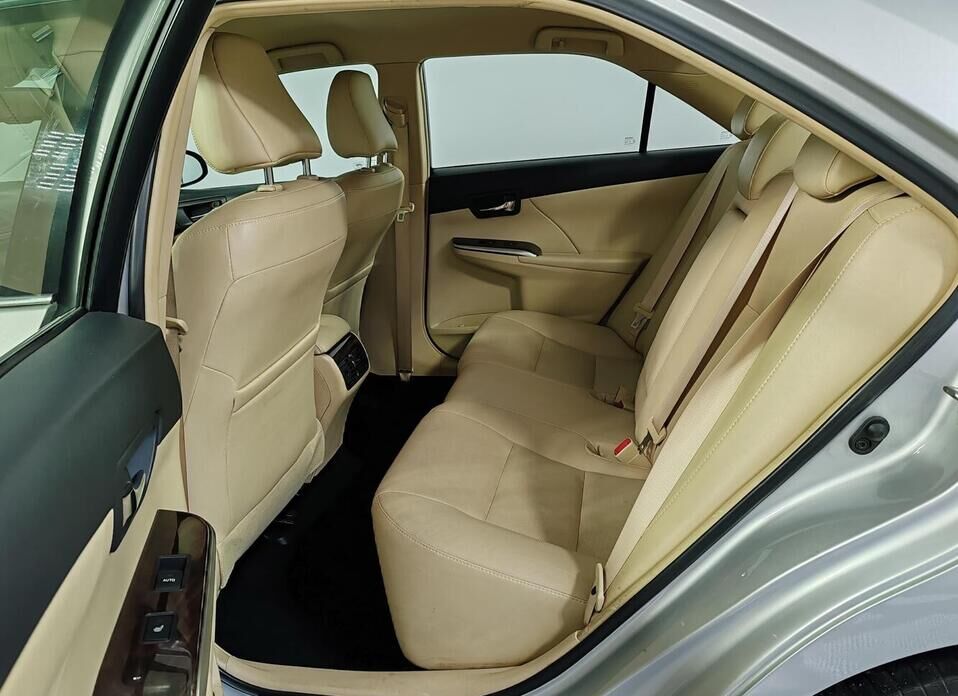Toyota Camry, VII (XV50) Рестайлинг 2.5 AT (181 л.с.)