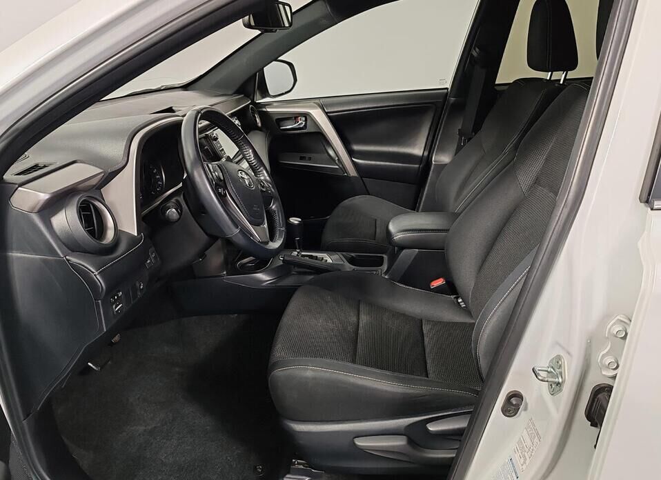 Toyota RAV4, IV (CA40) Рестайлинг 2.5 AT (180 л.с.) 4WD