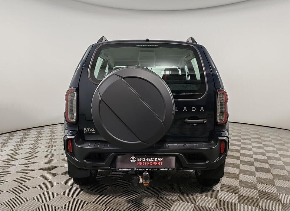 LADA (ВАЗ) Niva Travel, I 1.7 MT (80 л.с.) 4WD