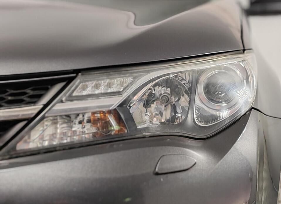 Toyota RAV4, IV (CA40) 2.5 AT (179 л.с.) 4WD