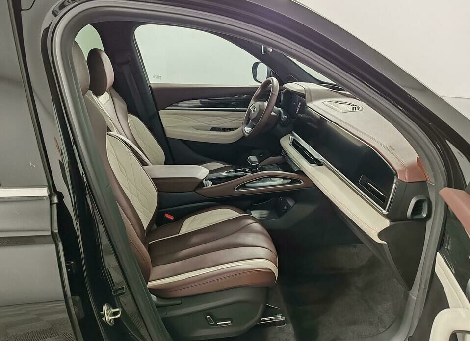 Geely Monjaro (Xingyue L) 2.0 AT (238 л.с.) 4WD