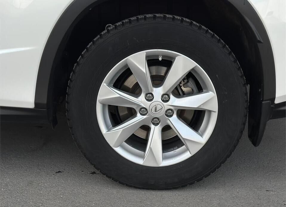 Lexus RX 200t 2.0 AT (238 л.с.)