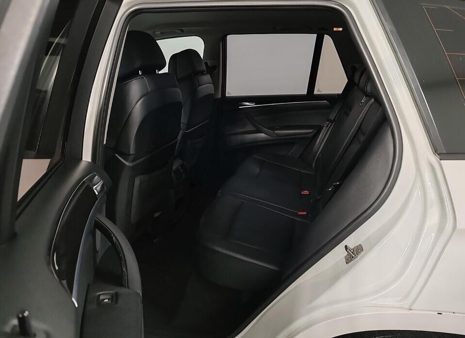 BMW X5, II (E70) Рестайлинг 35i 3.0 AT (306 л.с.) 4WD