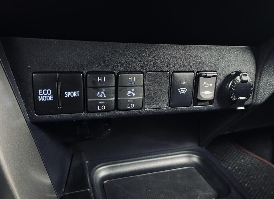Toyota RAV4, IV (CA40) Рестайлинг 2.0 CVT (146 л.с.) 4WD