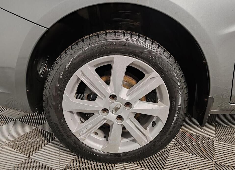 LADA (ВАЗ) Vesta, I 1.6 MT (106 л.с.)