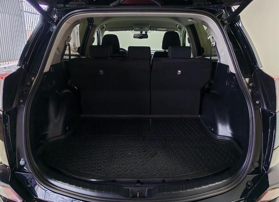 Toyota RAV4, IV (XA40) Рестайлинг 2.0 CVT (146 л.с.) 4WD