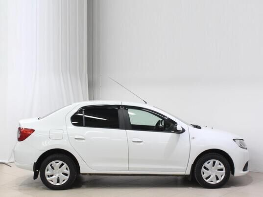 Renault Logan, 2017&nbsp;г., 110&nbsp;680&nbsp;км