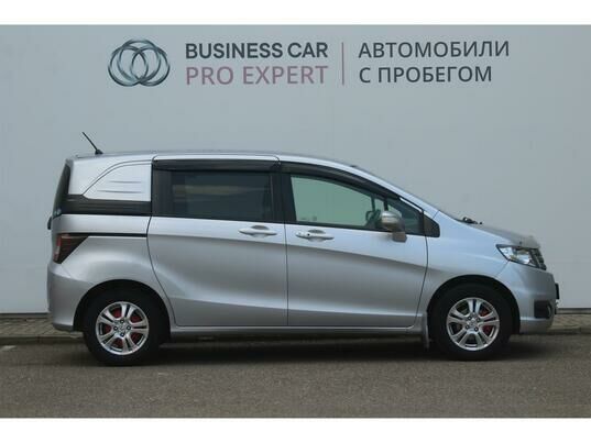 Honda Freed, 2012 г., 274 759 км