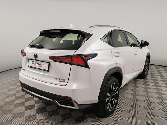 Lexus NX, 2019 г., 75 562 км