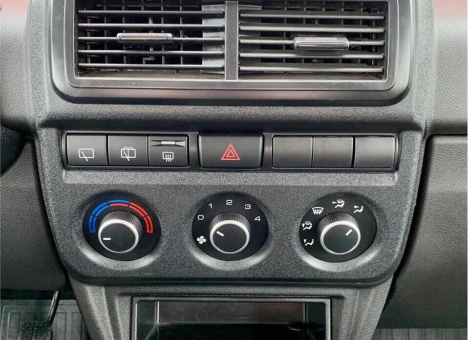 LADA (ВАЗ) Niva Legend 1.7 MT (83 л.с.) 4WD