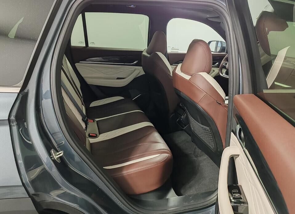 Geely Monjaro, I 2.0 AT (238 л.с.) 4WD