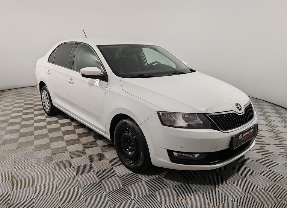 Skoda Rapid, I Рестайлинг 1.6 AT (110 л.с.)