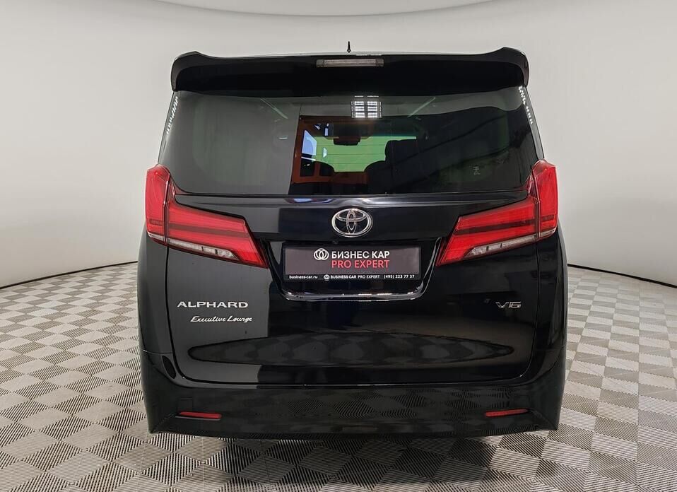 Toyota Alphard 3.5 AT (300 л.с.)