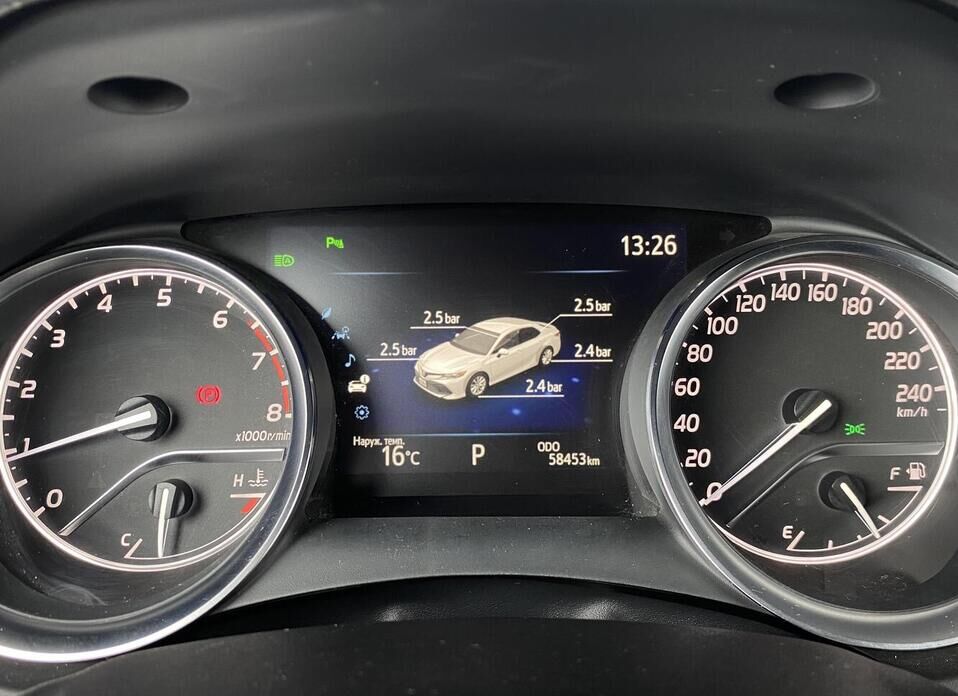 Toyota Camry, VIII (XV70) 2.5 AT (181 л.с.)