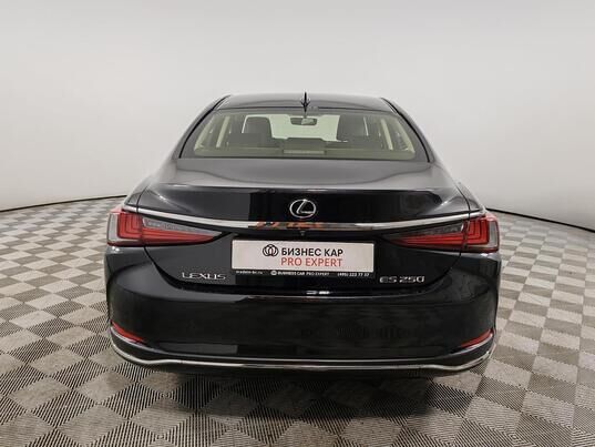 Lexus ES, 2018 г., 140 064 км