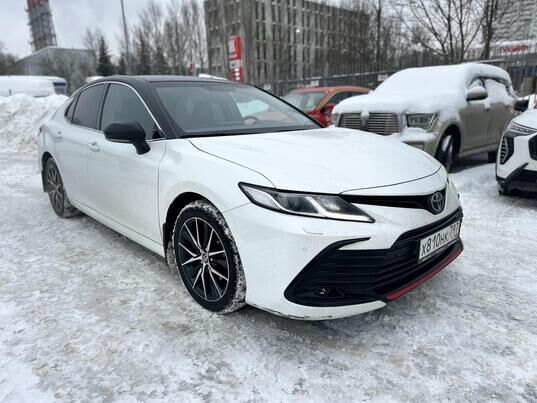 Toyota Camry, 2021&nbsp;г., 55&nbsp;768&nbsp;км