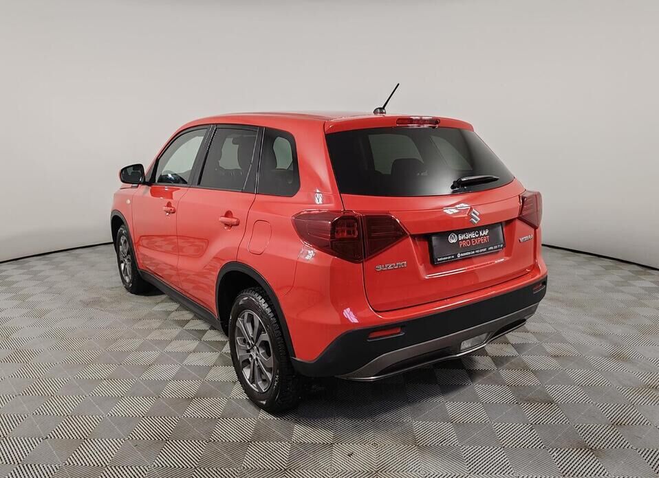 Suzuki Vitara, II Рестайлинг 1.6 AT (117 л.с.)