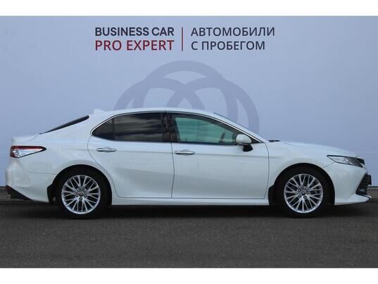 Toyota Camry, 2019 г., 98 501 км