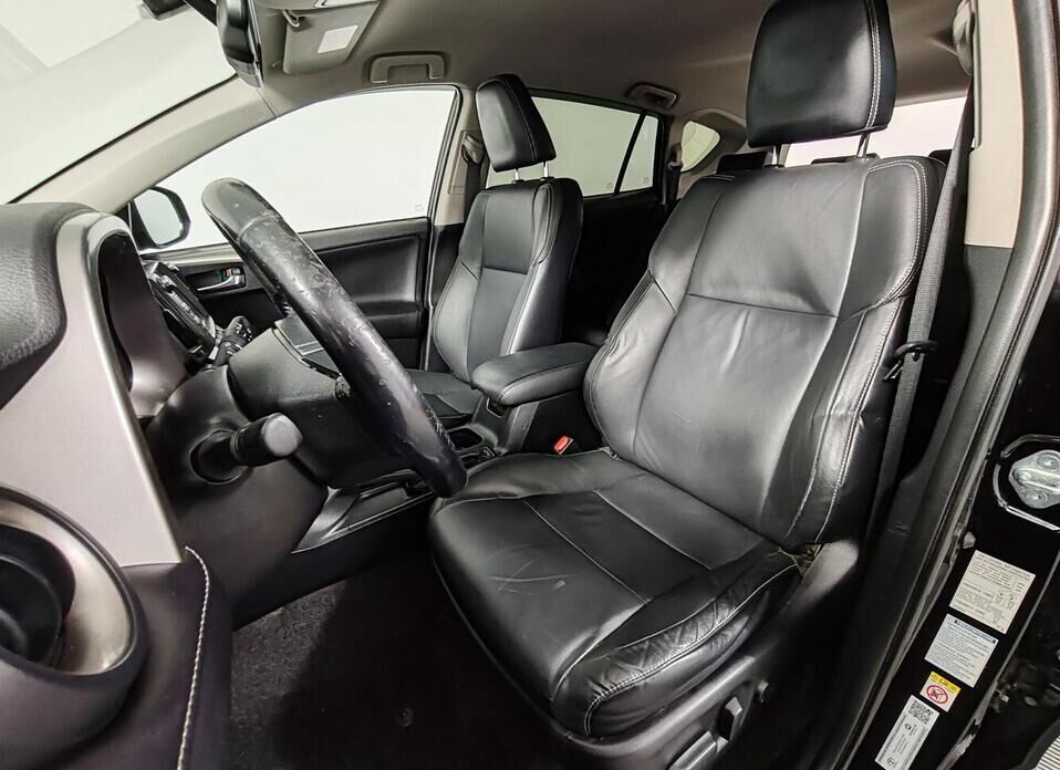 Toyota RAV4, IV (XA40) Рестайлинг 2.5 AT (180 л.с.) 4WD