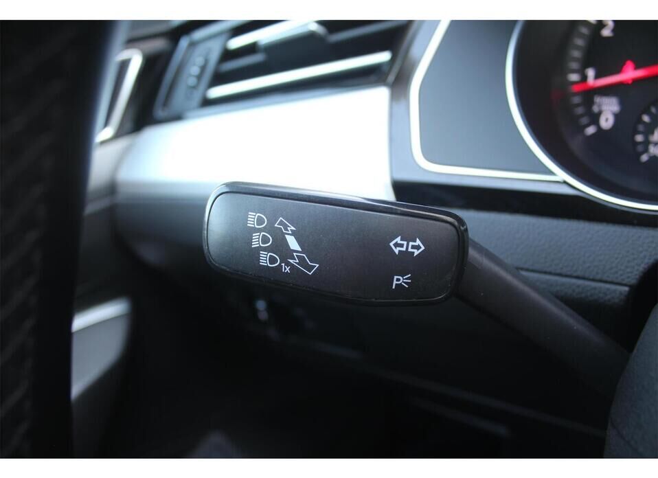 Volkswagen Passat, B8 1.8 AMT (180 л.с.)